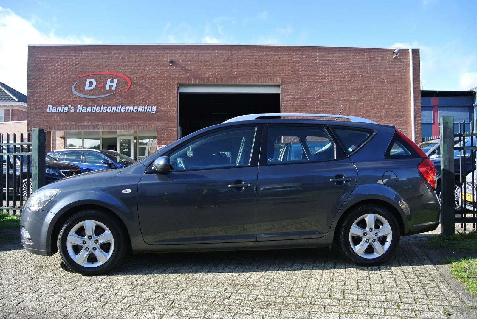 Kia Ceed (2012) — foto 1