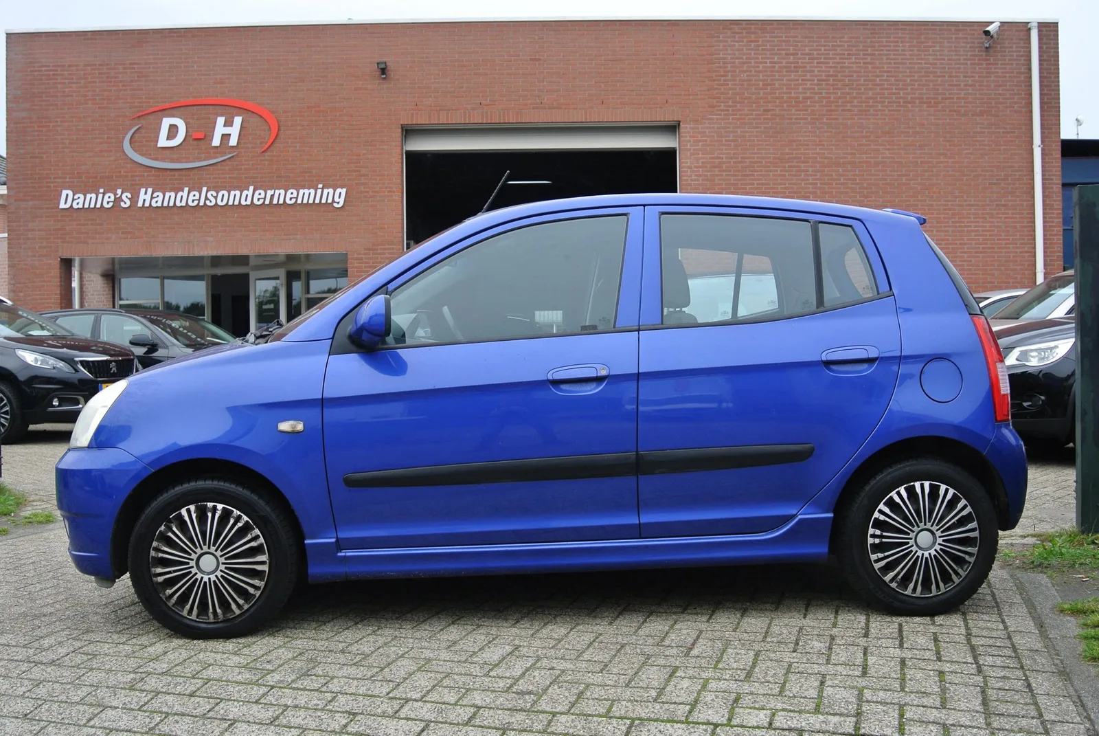Kia Picanto (2005) — foto 1