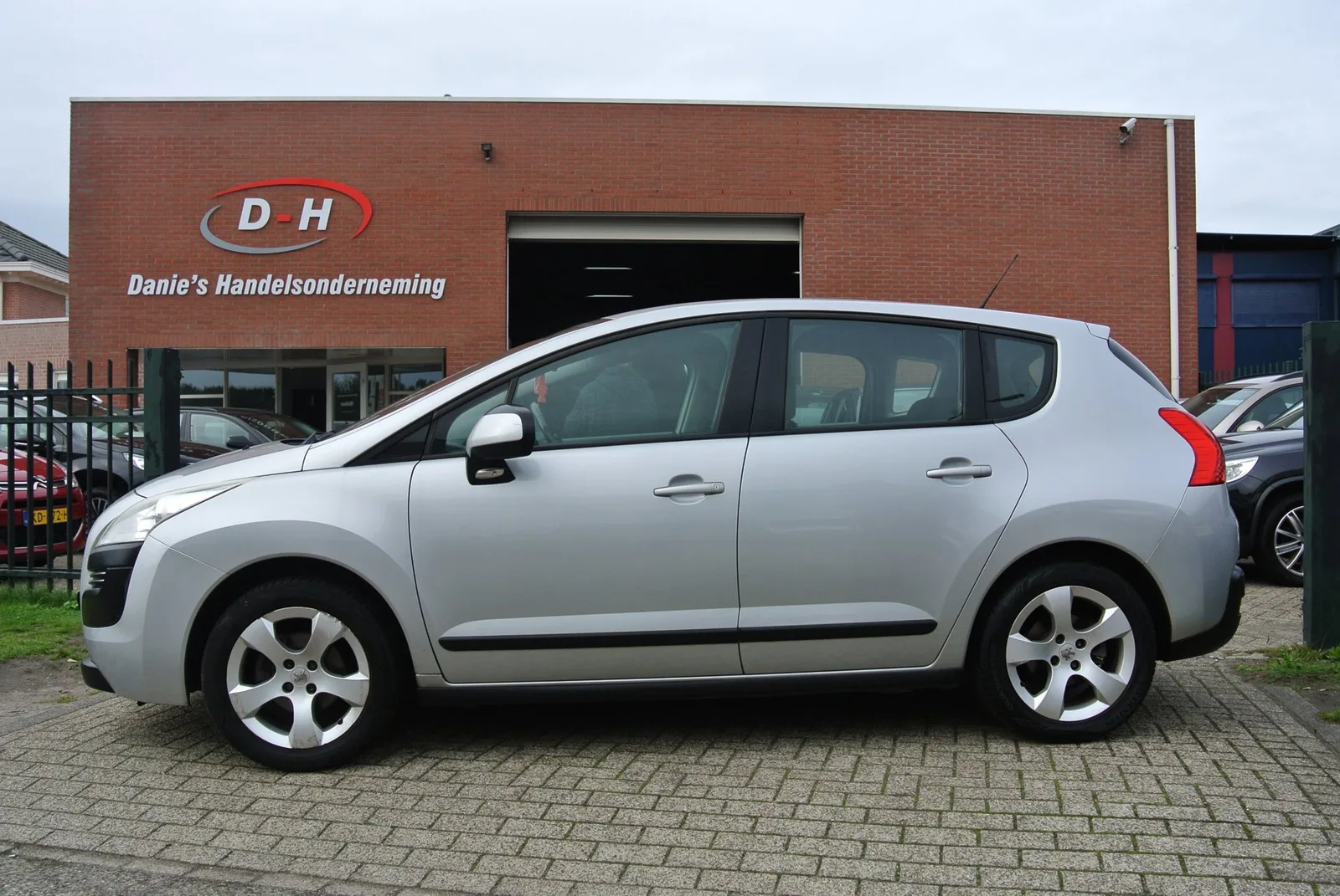 Peugeot 3008 (2012) — foto 1