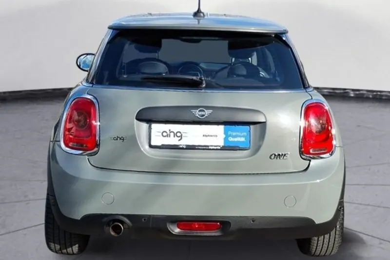 MINI One (2018)