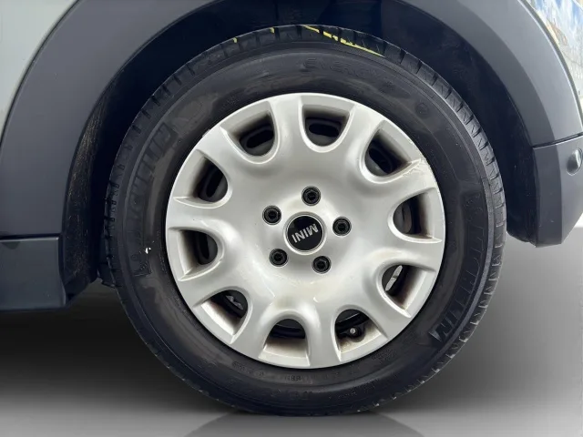 MINI One (2018) — foto 1