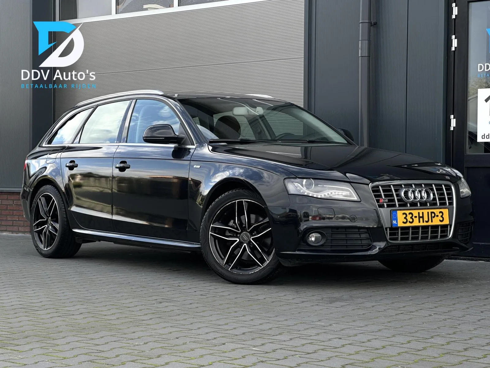 Audi A4 (2009) — foto 1