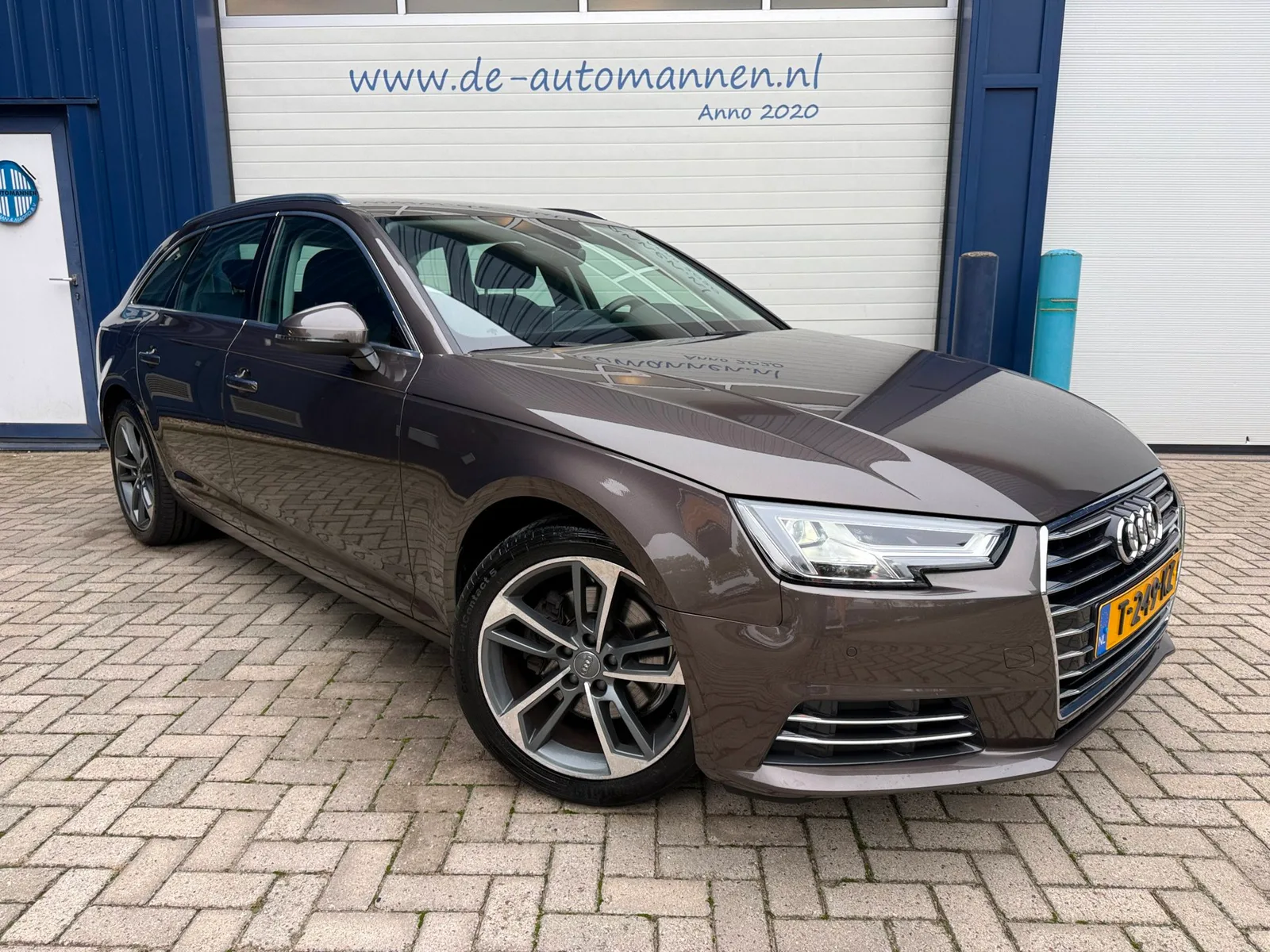Audi A4 (2018) — foto 1
