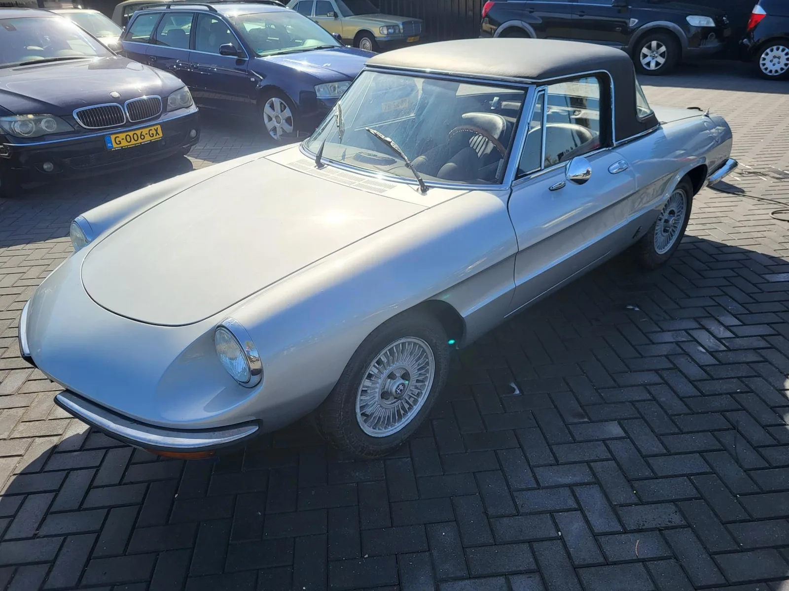 Alfa Romeo Spider (1977) — foto 1
