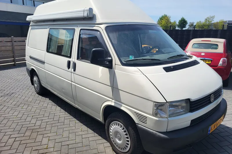 Volkswagen BESTEL (1996)