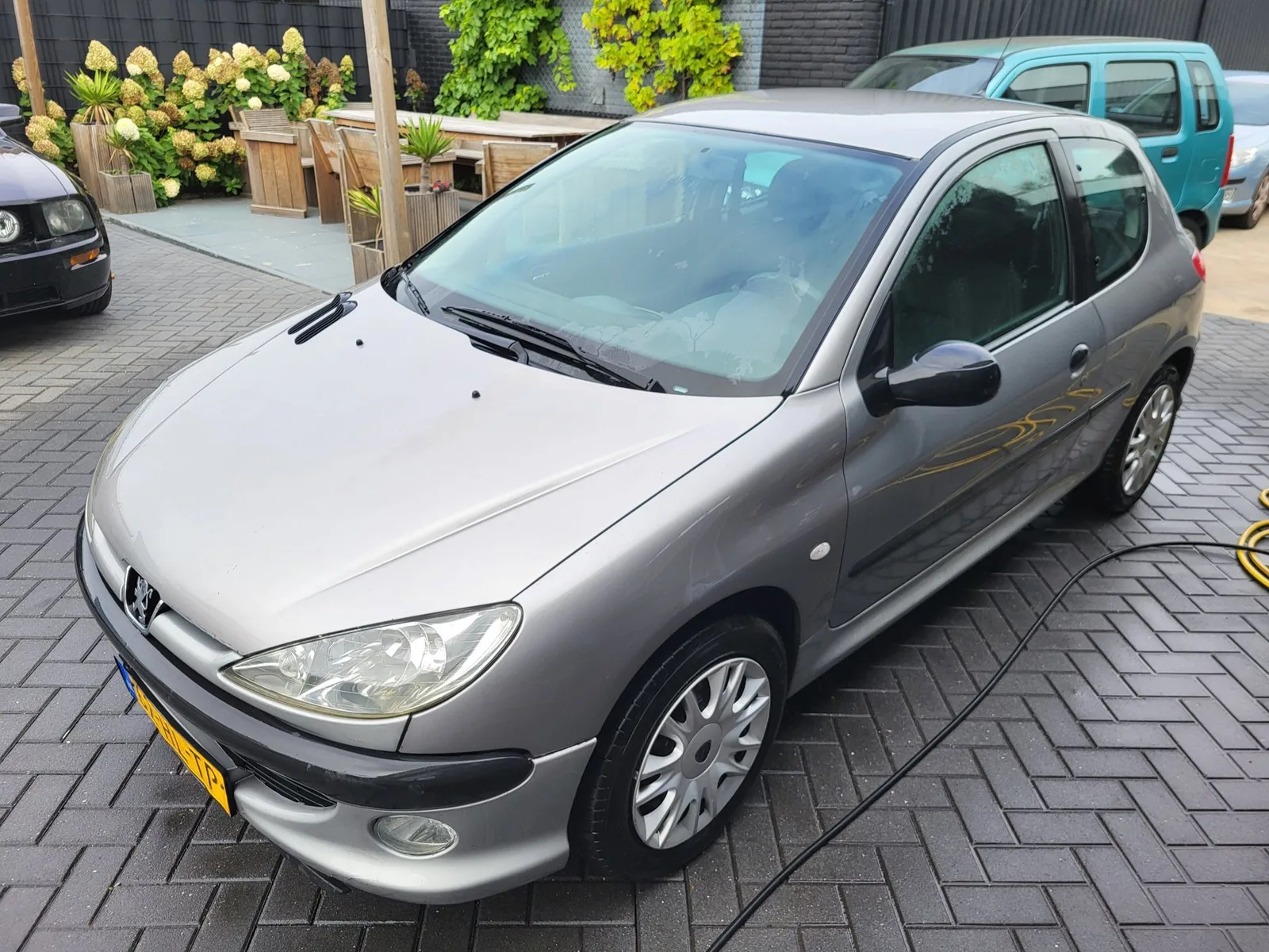 Peugeot 206 (2001) — foto 1