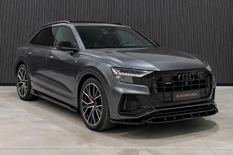 Audi Q8 (2023)