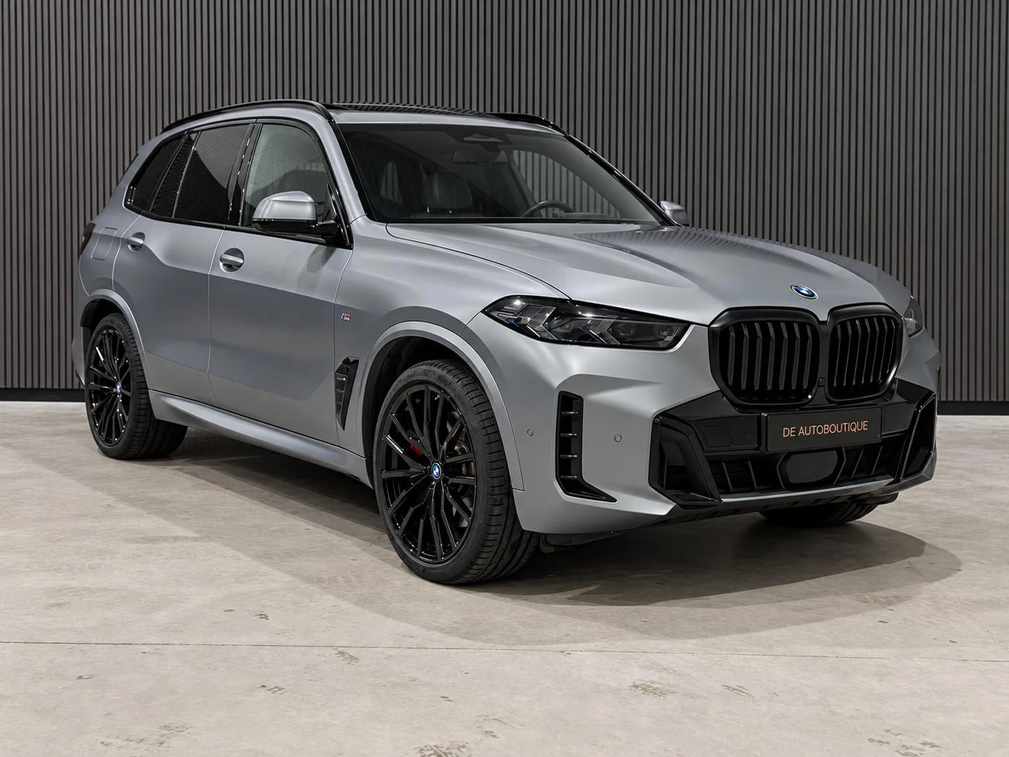 BMW X5 (2023) — foto 1
