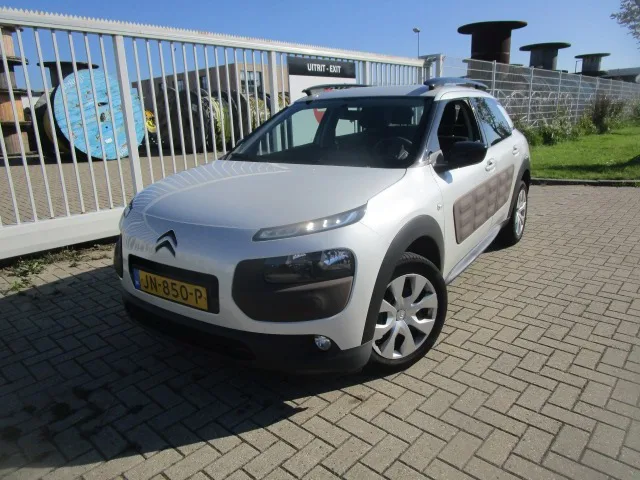 Citroën C4 Cactus (2016) — foto 1