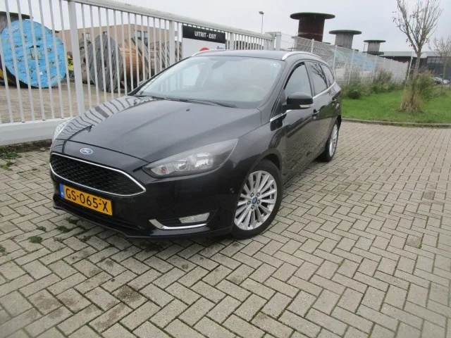 Ford Focus (2015) — foto 1