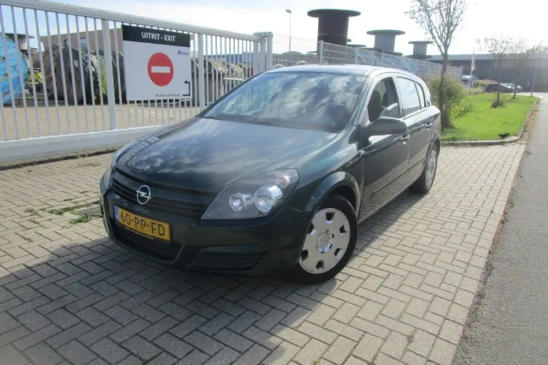 Opel Astra (2004)