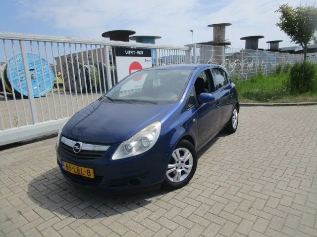 Opel Corsa (2010) — foto 1