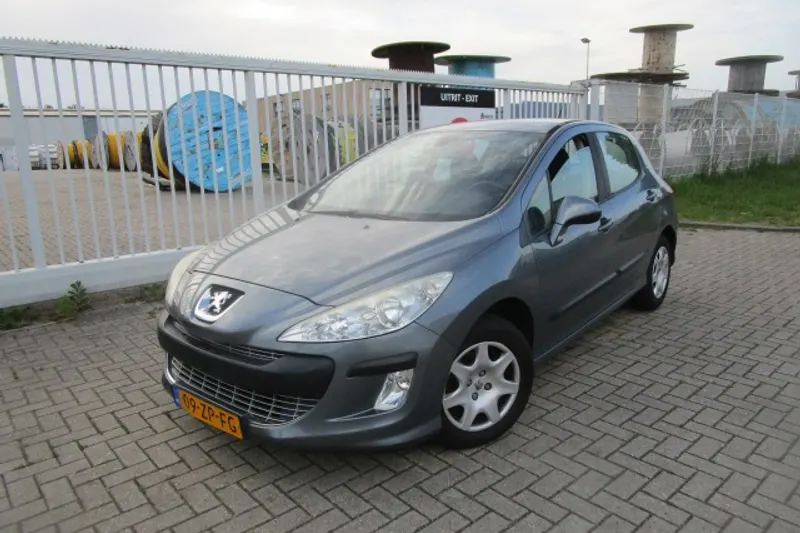 Peugeot 308 (2008)