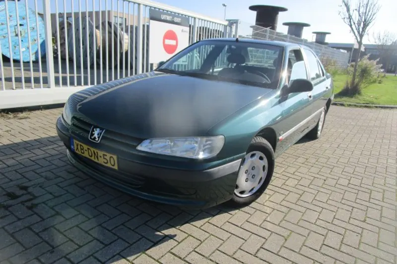 Peugeot 406 (1998)