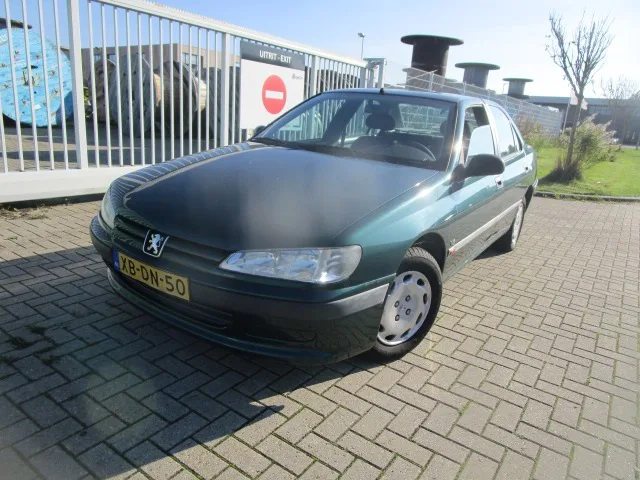 Peugeot 406 (1998) — foto 1
