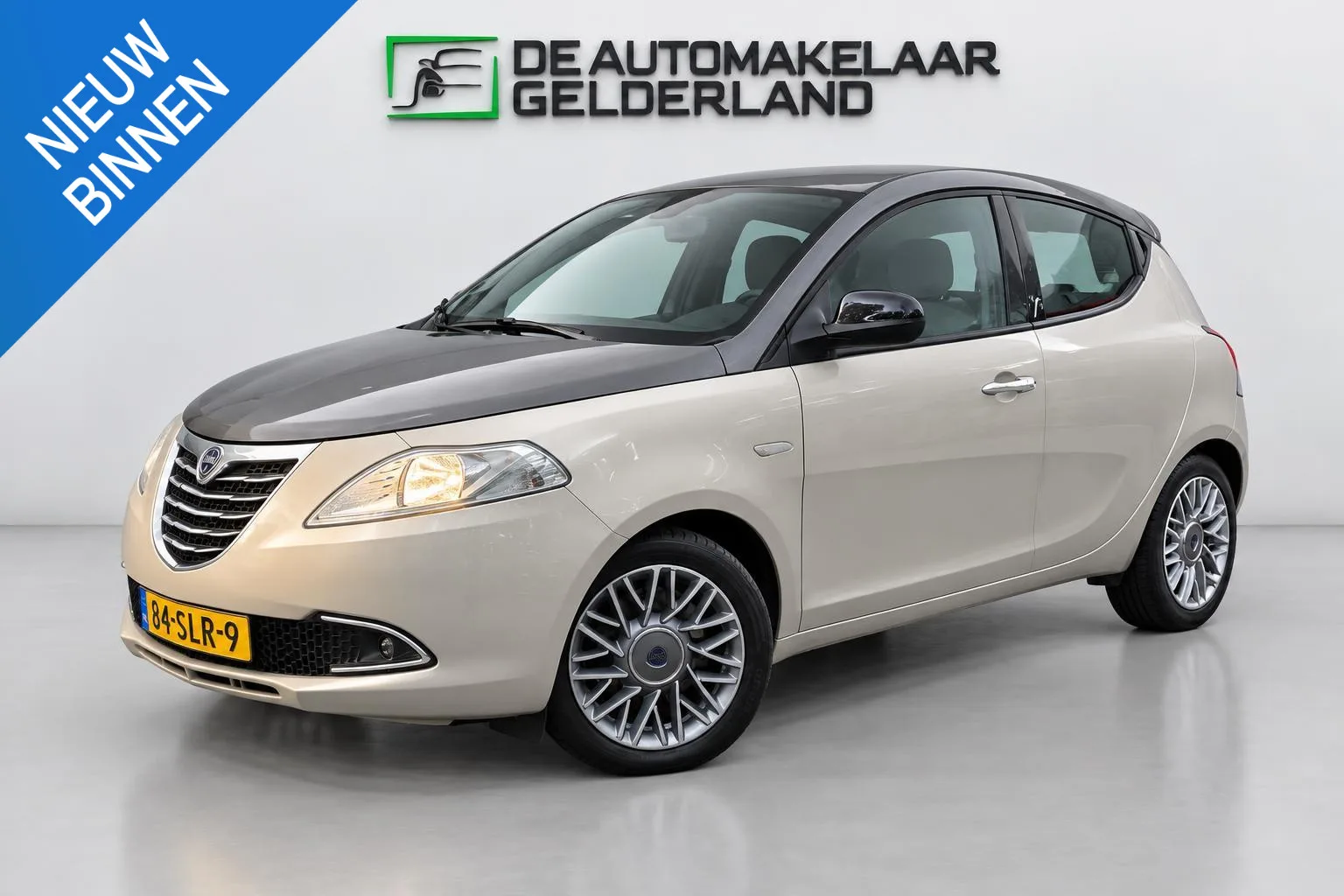 Lancia Ypsilon (2011) — foto 1