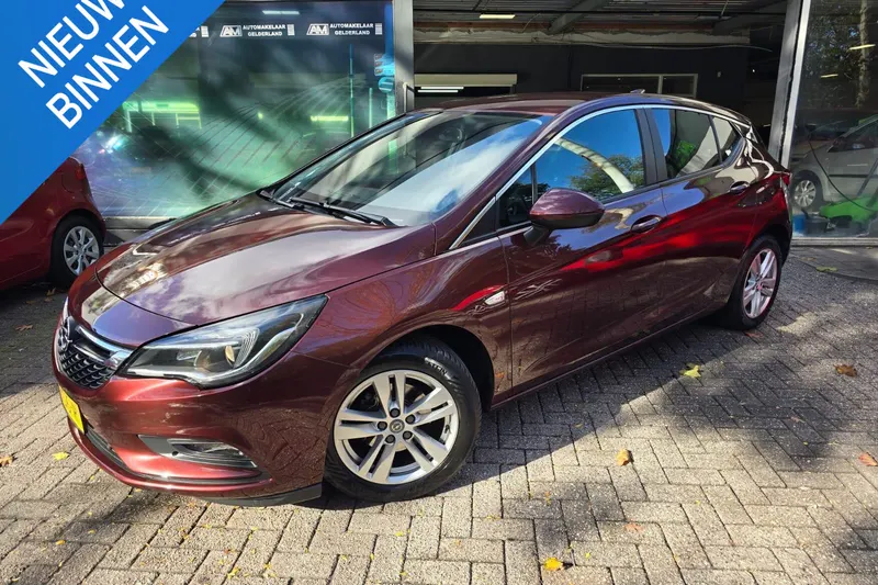 Opel Astra (2018)