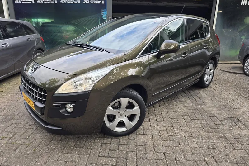 Peugeot 3008 (2010)
