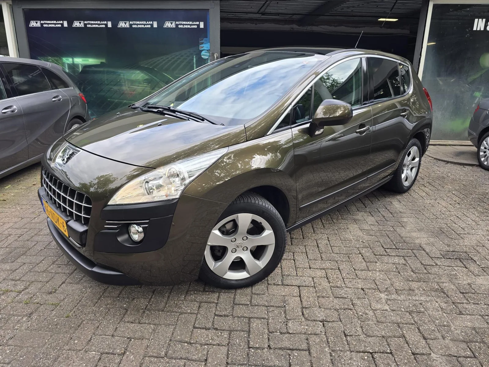 Peugeot 3008 (2010) — foto 1