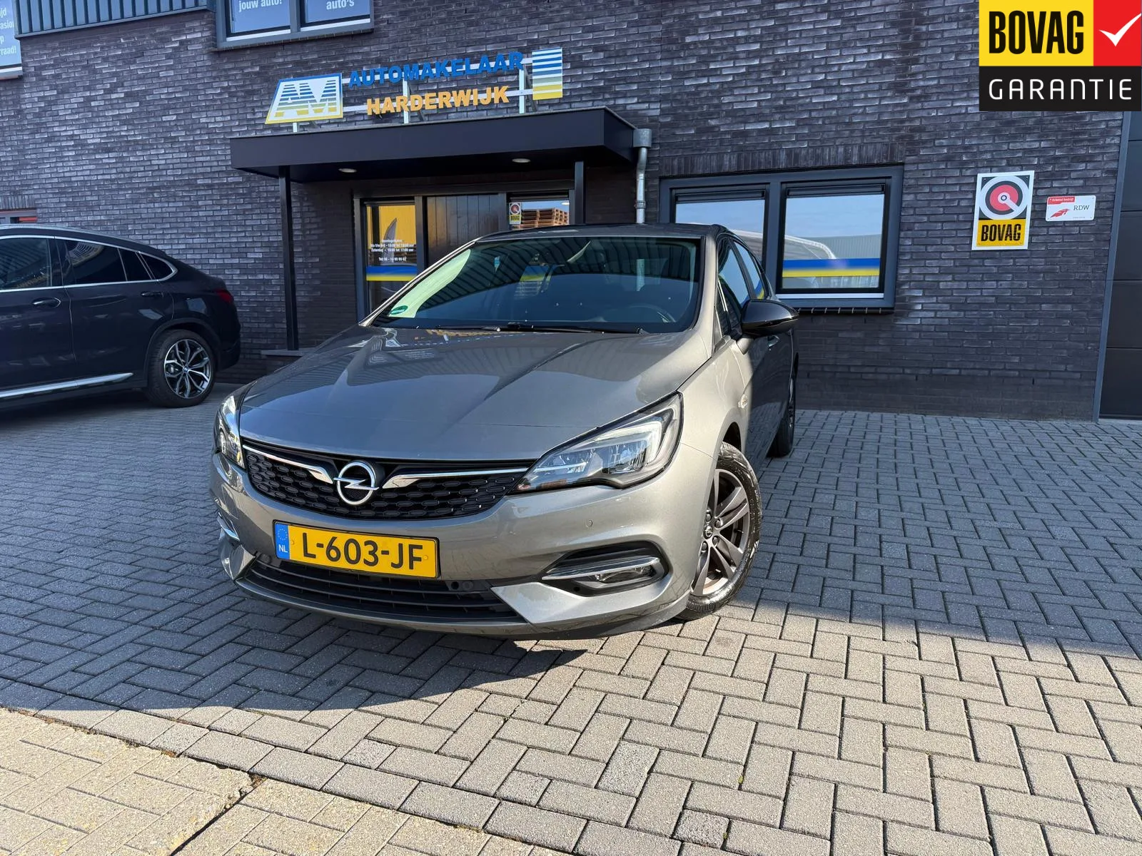 Opel Astra (2021) — foto 1