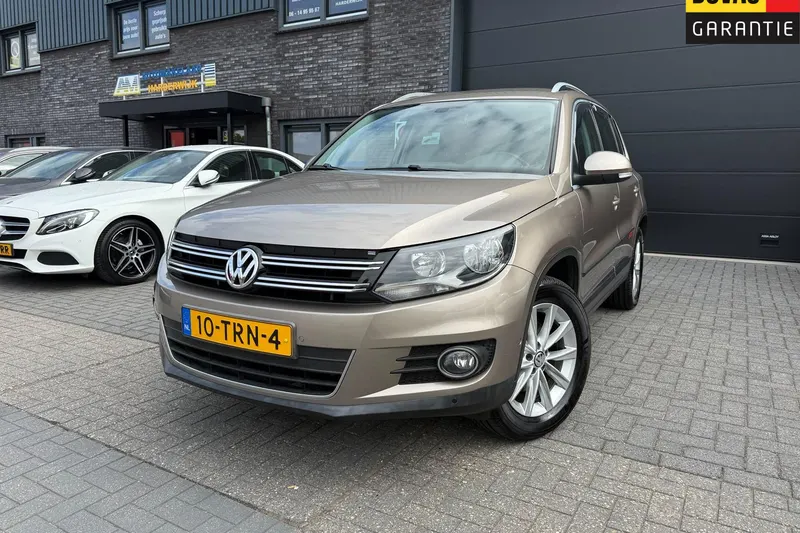 Volkswagen Tiguan (2012)