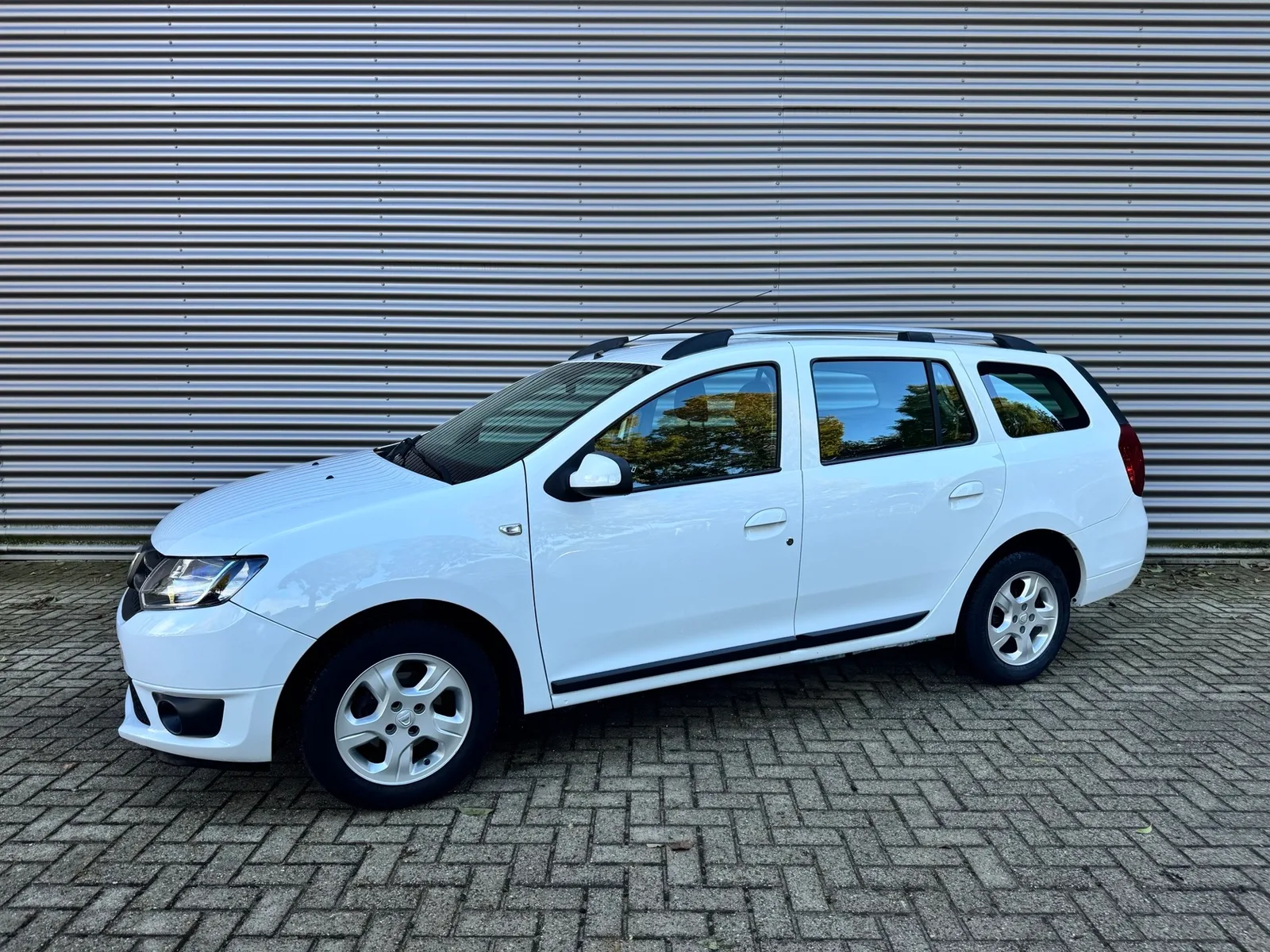 Dacia Logan MCV (2015) — foto 1