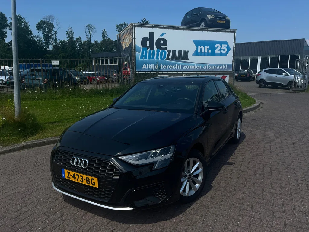 Audi A3 (2023) — foto 1