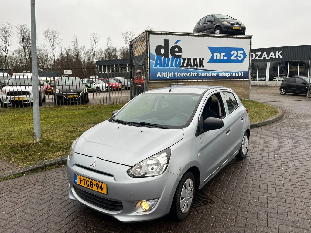 Mitsubishi Space Star (2014) — foto 1