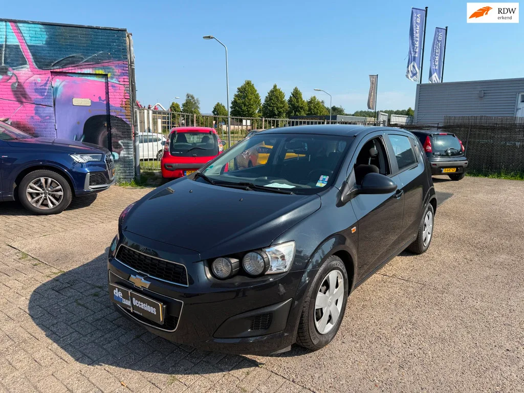 Chevrolet Aveo (2011) — foto 1