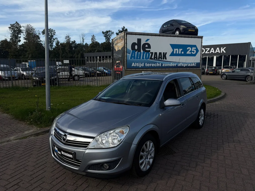 Opel Astra (2007) — foto 1