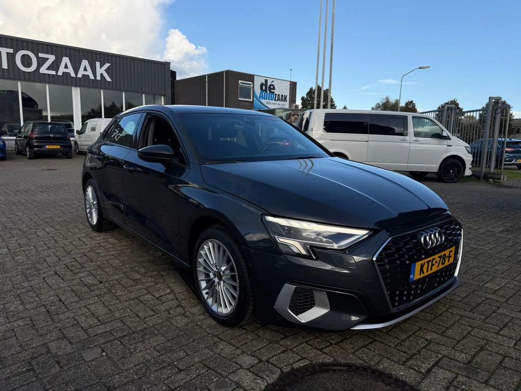 Audi A3 (2023) — foto 1