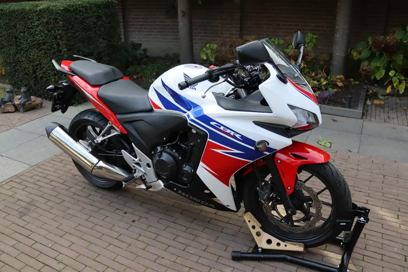 Honda CBR 500 R (2015)