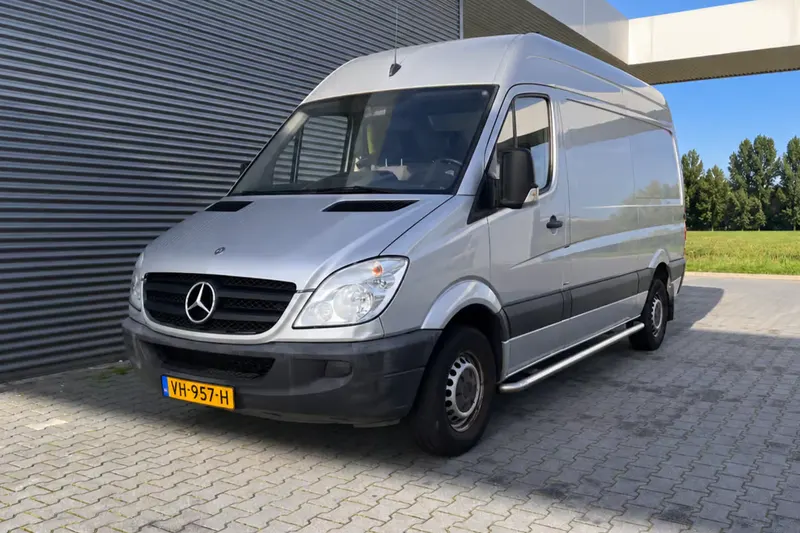 Mercedes-Benz Sprinter (2012)
