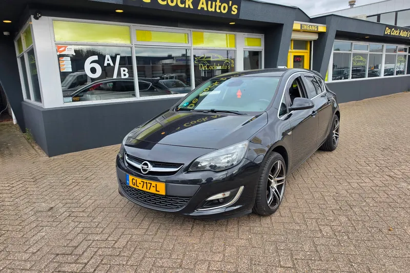 Opel Astra (2015)