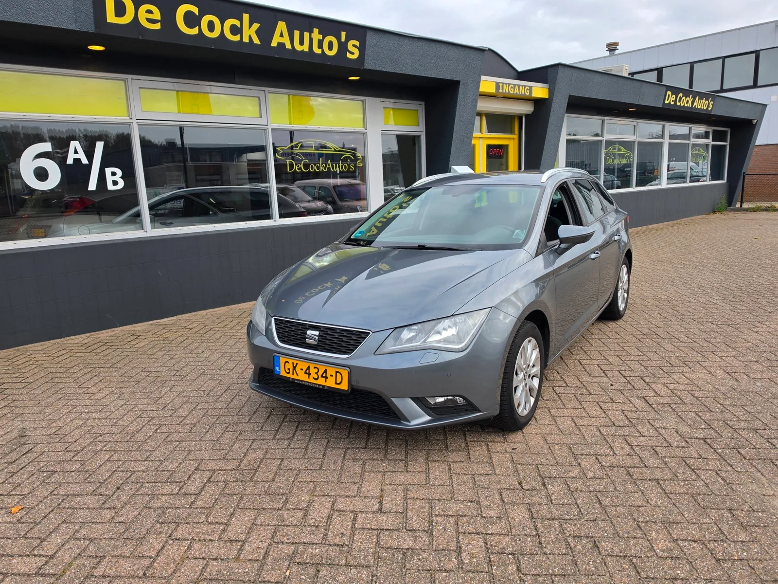 SEAT Leon (2014) — foto 1