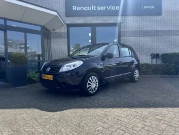 Dacia Sandero (2010) — foto 1