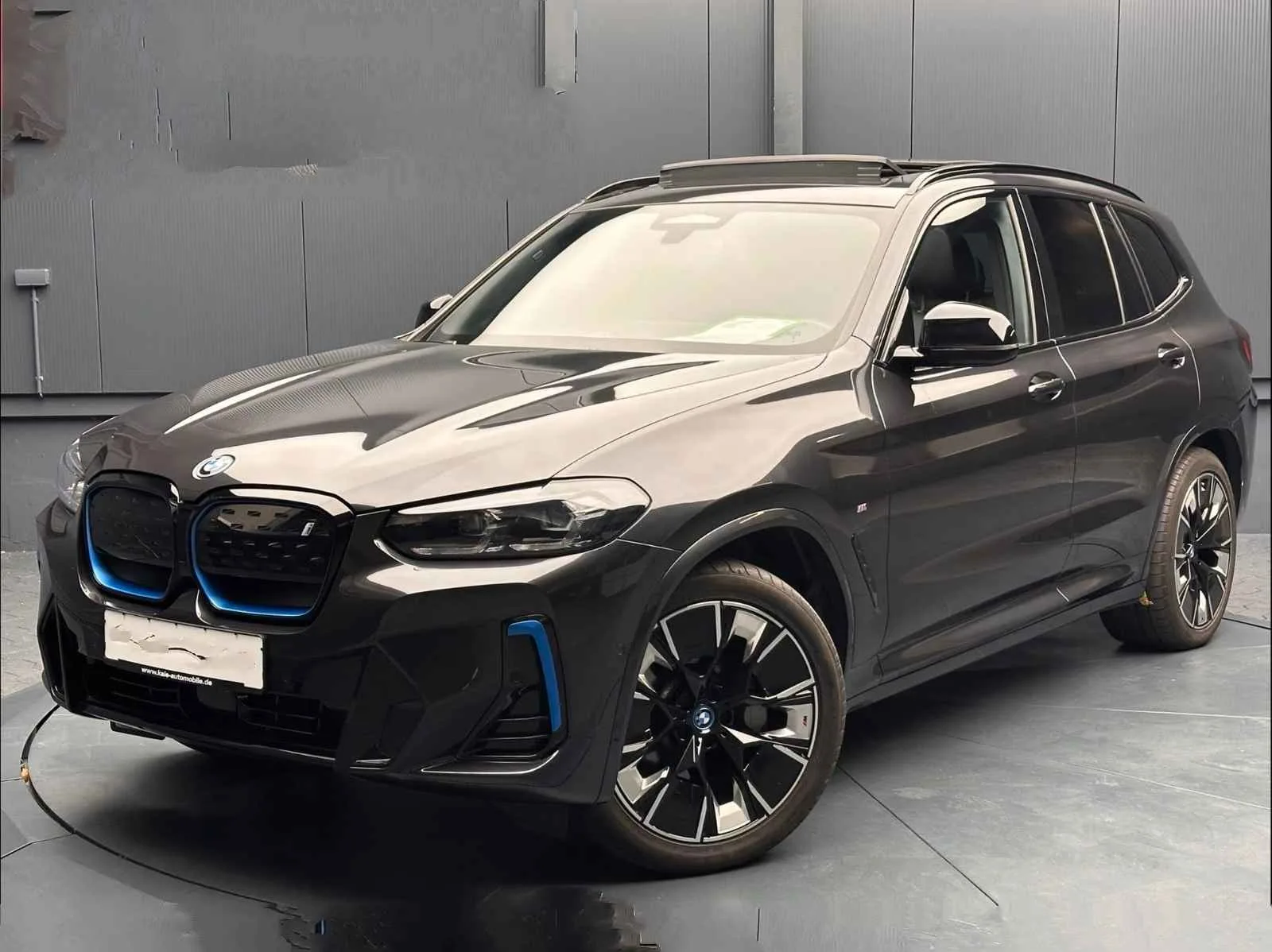 BMW iX3 (2024) — foto 1