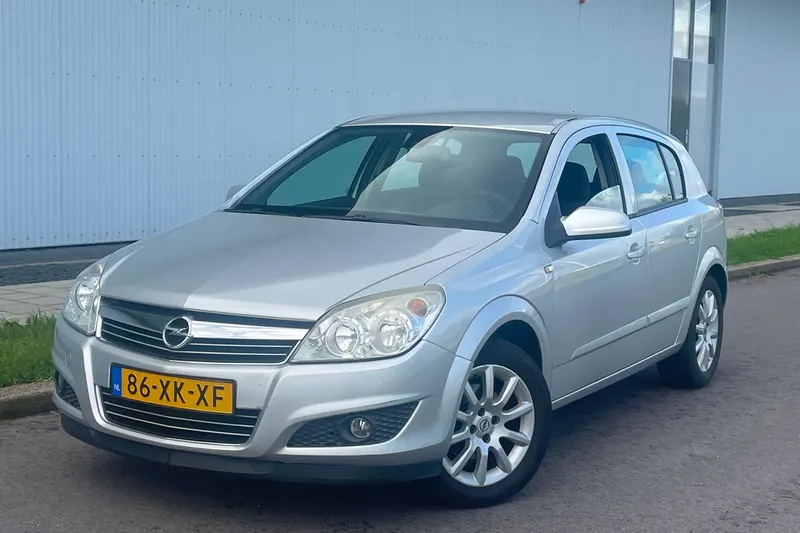 Opel Astra (2007)