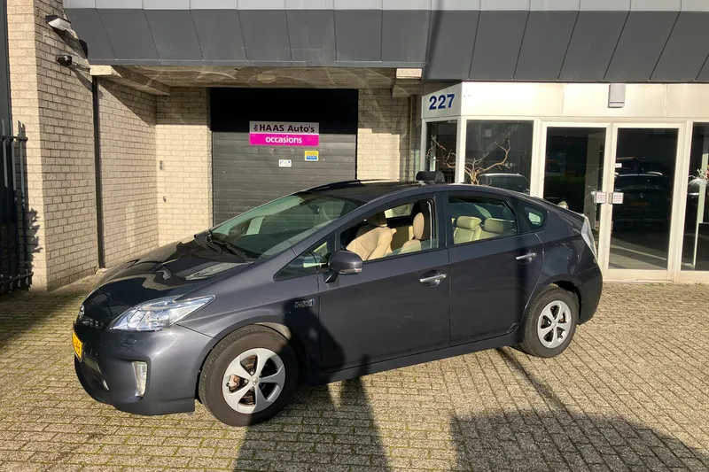 Toyota Prius (2013)