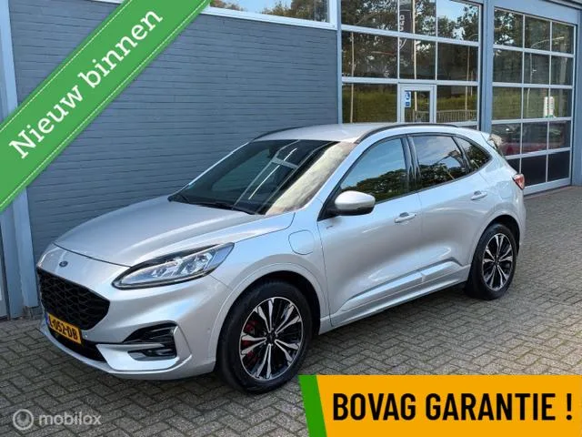 Ford Kuga (2021) — foto 1