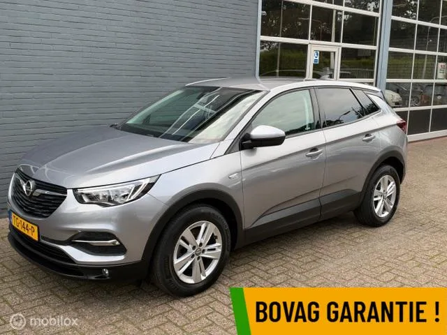 Opel Grandland (2018) — foto 1