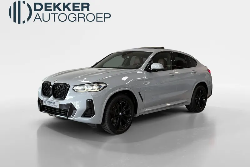 BMW X4 (2022)
