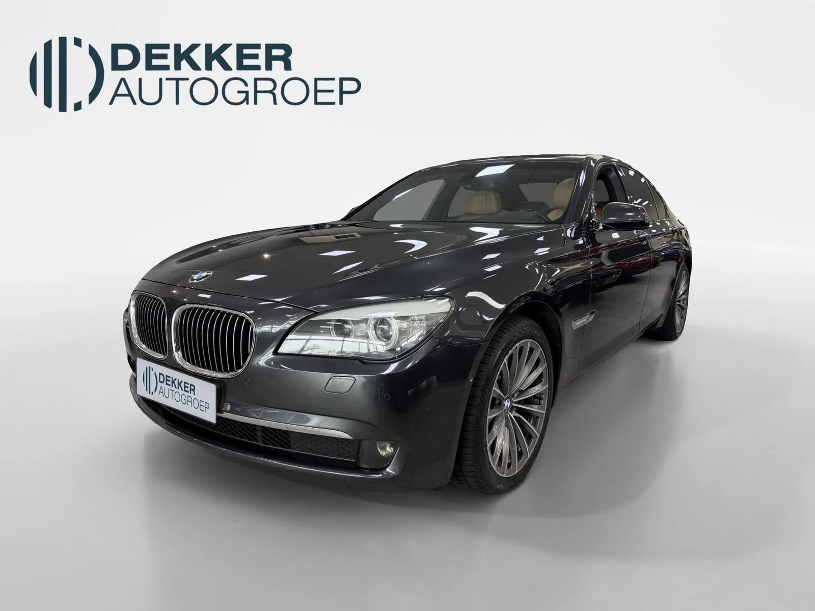 BMW 7-Serie (2009) — foto 1