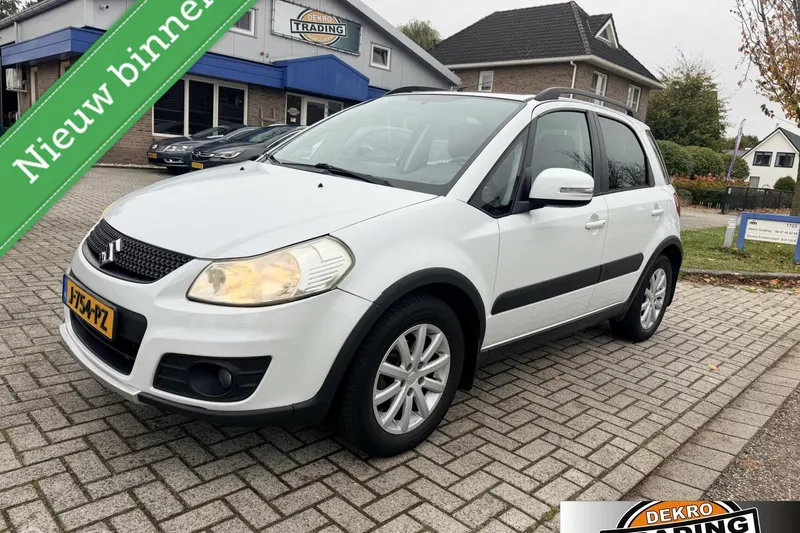 Suzuki SX4 (2011)