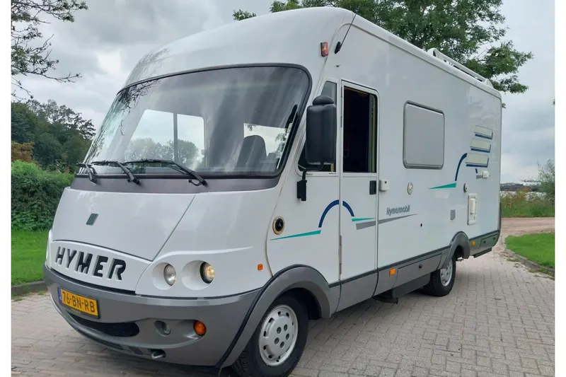 Hymer B 584 (2000)