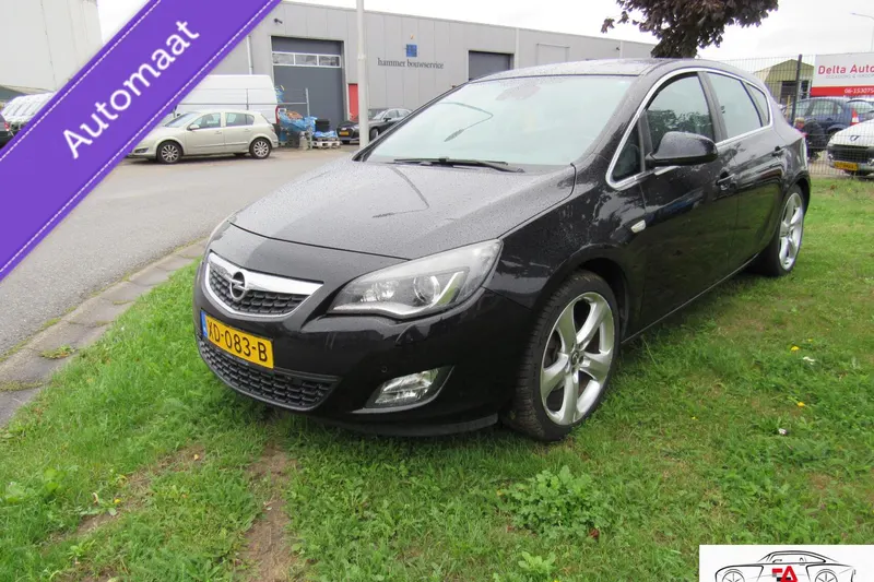 Opel Astra (2010)
