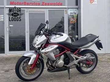 Kawasaki ER-6n (2006) — foto 1