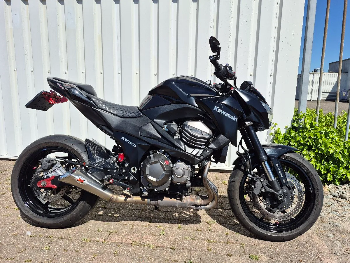 Kawasaki Z 800 (2013) — foto 1