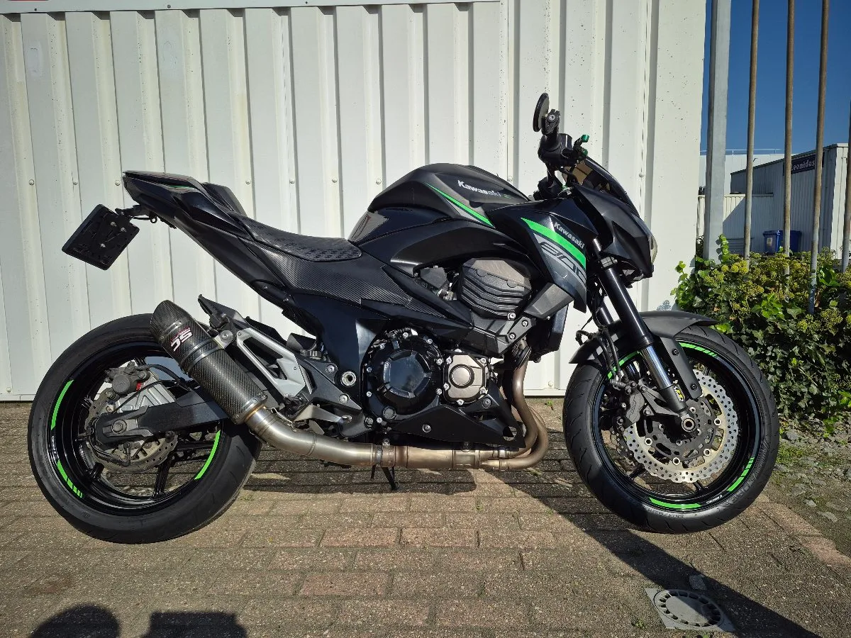 Kawasaki Z 800 (2015) — foto 1