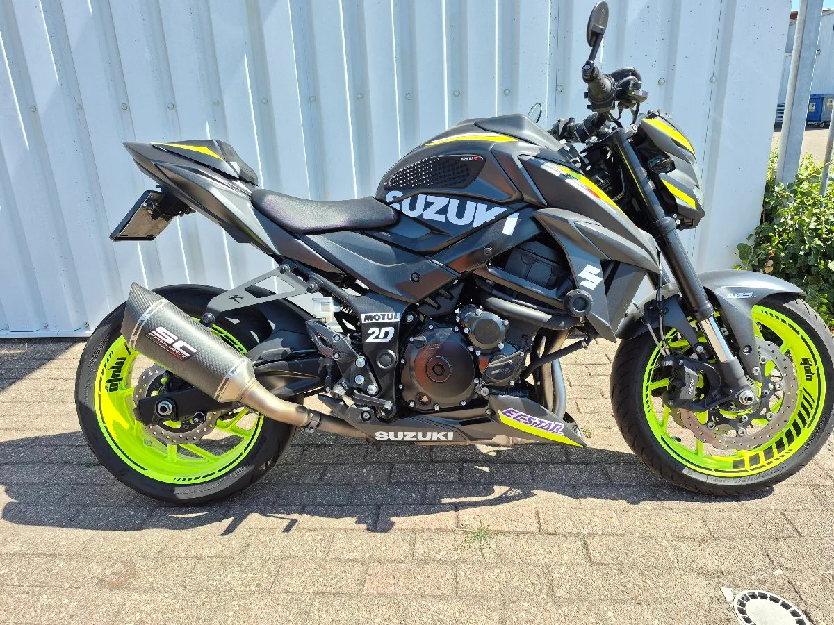 Suzuki GSX-S750 (2017) — foto 1